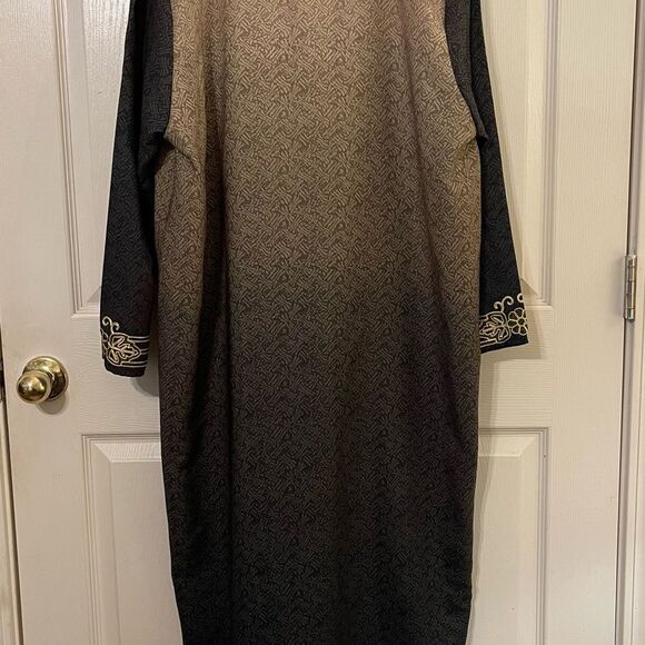 Embellished Brown and Green kaftan Dress with matching Duster - Picture 11 of 11